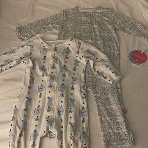 2 sets of Magnetic me (6-9) months